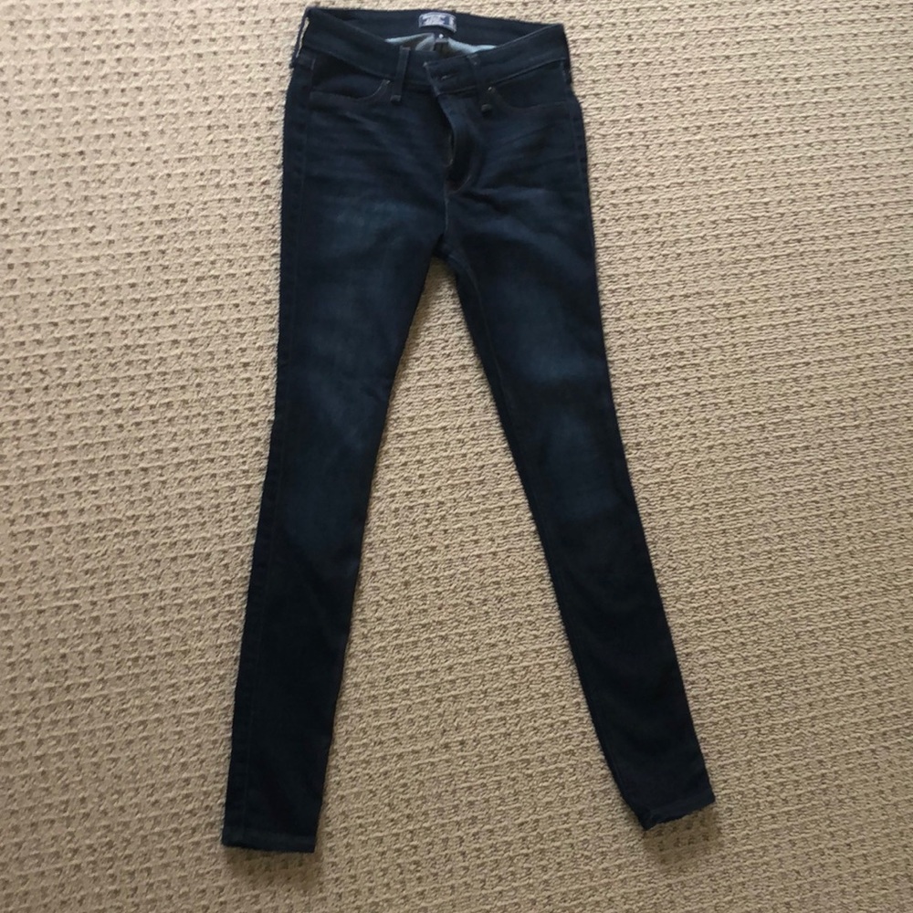 Abercrombie & Fitch jean leggings; 24 00 Short